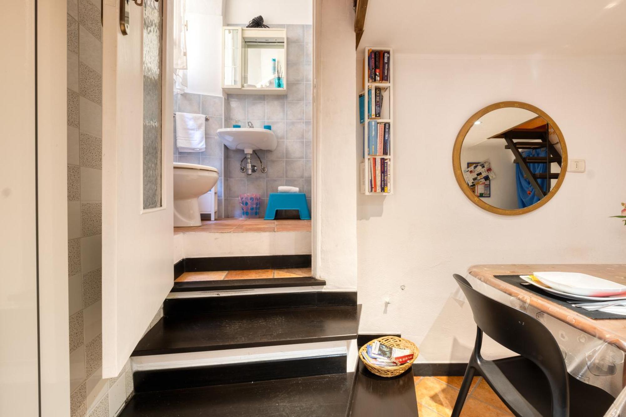 Mini Accommodation In Sanremo Liguria Exterior foto